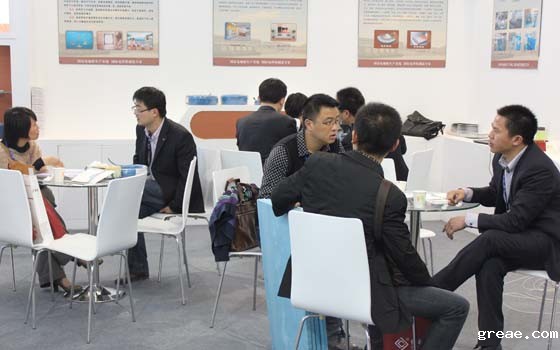 米兰app体育官方入口下载安装集团参加中国（北京）国际供热通风空调、卫生洁具及城建设备与技术展会现场(图4)